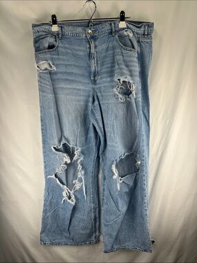 American Eagle - Women’s Jeans - Size 18 -Distressed -Super High Rise - Wide Leg